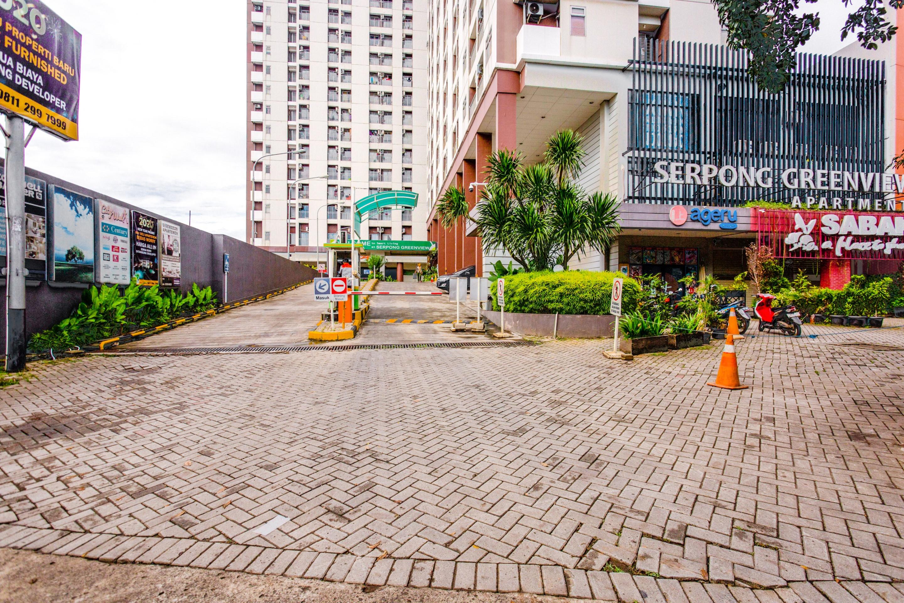 טנגרנג Oyo 2582 Apartemen Serpong Green View מראה חיצוני תמונה